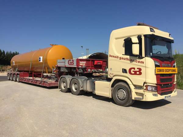 Photo de l'actualité TRANSPORT D'UNE CITERNE DE 60 000L